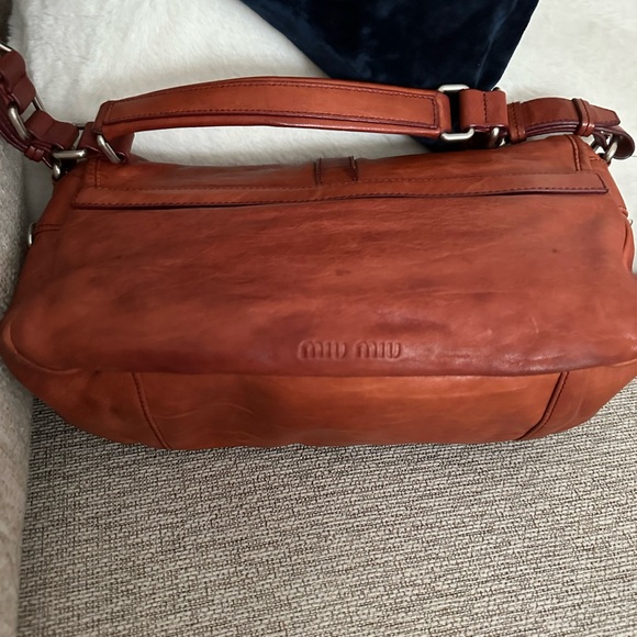 Miu Miu Brown Leather Shoulder Bag with Velvet Bow - Picture 2 of 7